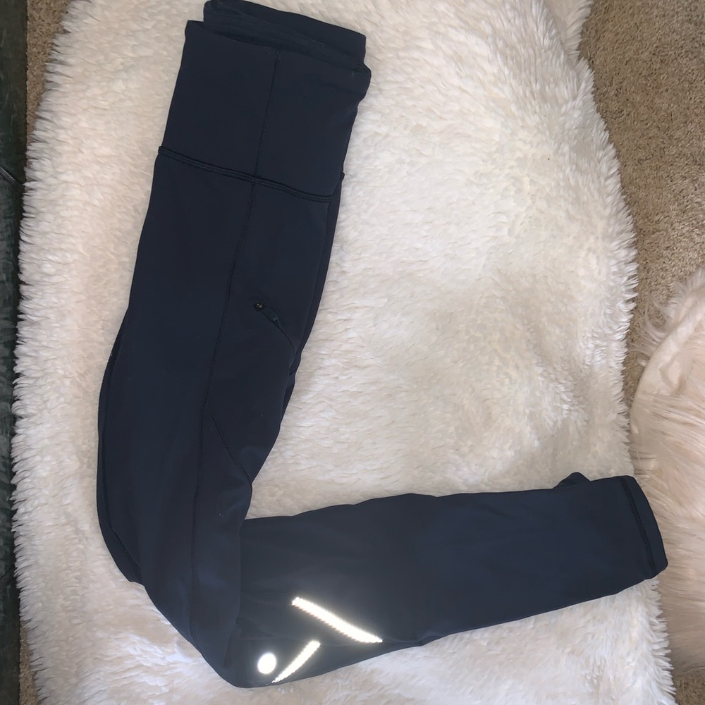 Navy Lululemon reflective leggings